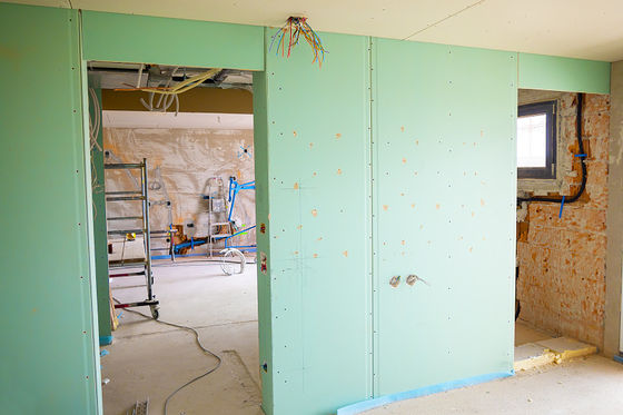 Guter Preis Wasser-beständiges helles Stahltrennwand-System Keel Zinc Coated Online