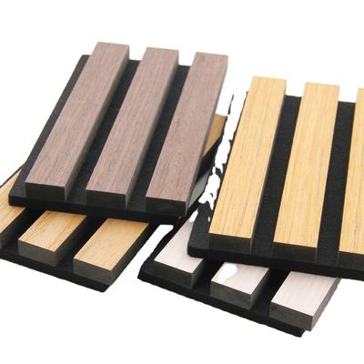 Guter Preis Eco-Friendly Akupanel Acoustic Slat Wall Panel with 550kg/m3 ~ 880kg/m3 Density and 21mm Thickness for Modern Living Room Soundproofing Online